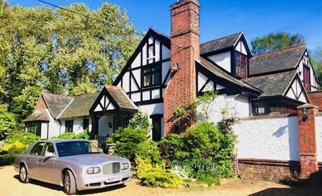 The Stanwick Hotel Exterior photo