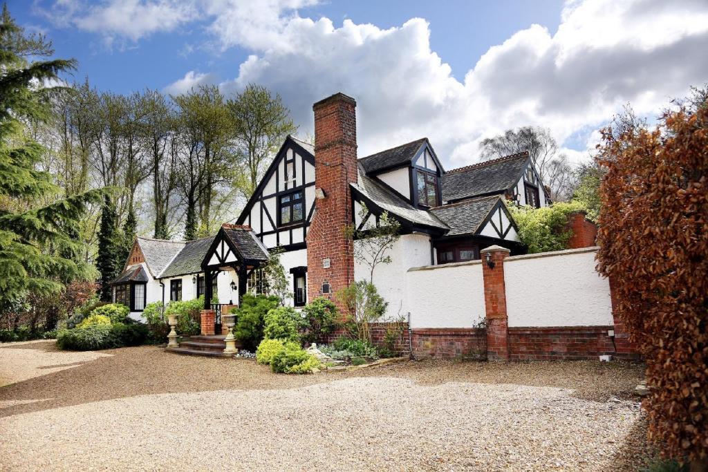 The Stanwick Hotel Exterior photo